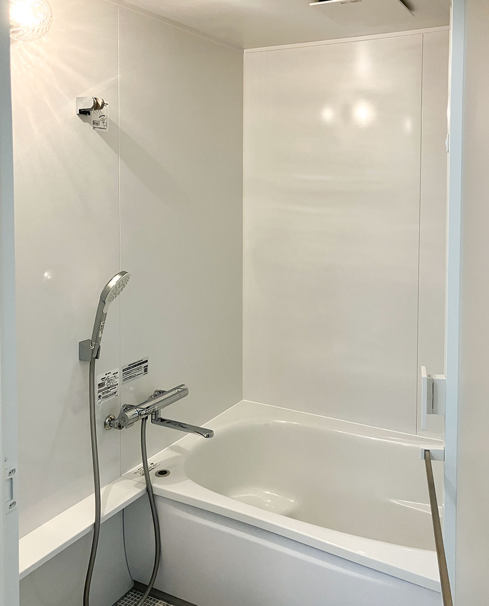 スタイリッシュなバスルームへのリフォーム完了です