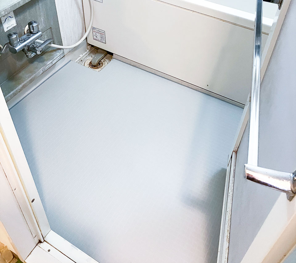 リフォーム後のお風呂の床